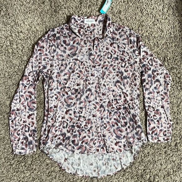 Bella Dahl Relaxed Buttondown - Picture 2 of 6